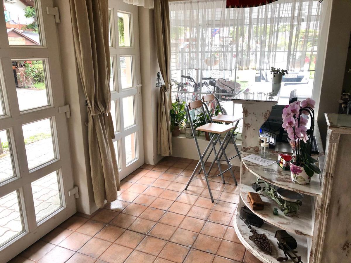 F57 - Franko Csaladi Panzio Bed & Breakfast บาลาตอนแลลเล ภายนอก รูปภาพ
