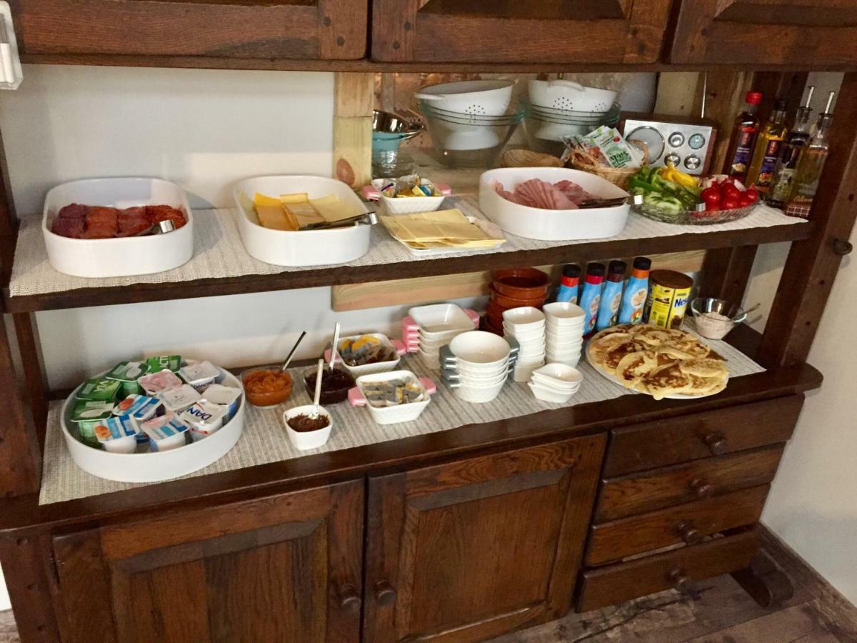 F57 - Franko Csaladi Panzio Bed & Breakfast บาลาตอนแลลเล ภายนอก รูปภาพ